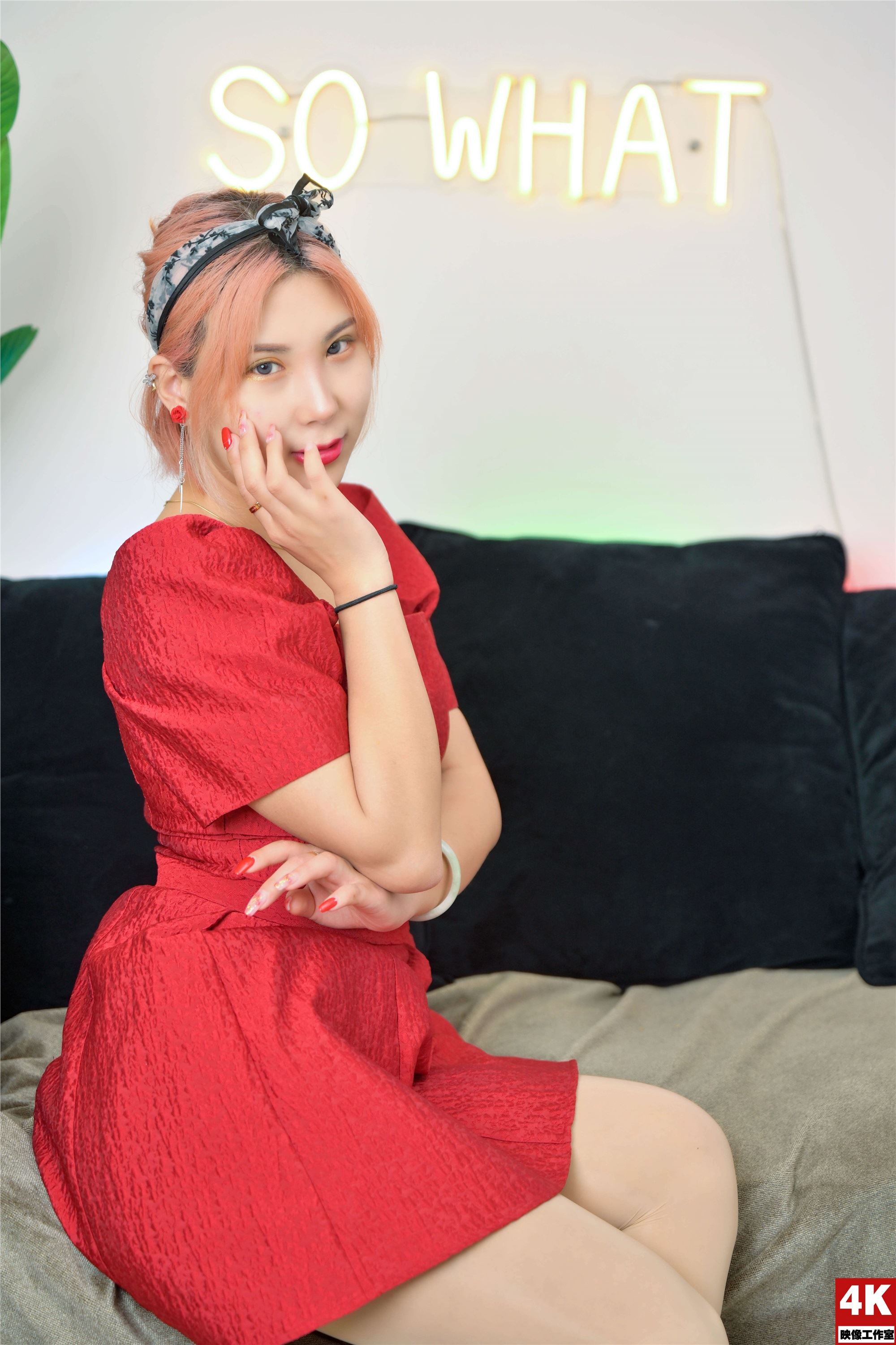 Ligui丽柜 2022.08.17 氛围灯下的肉丝 小發